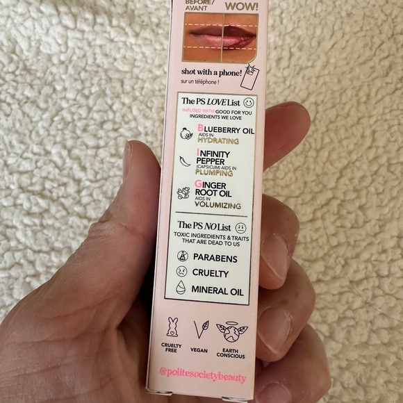Polite Society
B.I.G. Mouth Lip Plumping Oil Gloss NIB LOUD AND PROUD - Picture 8 of 8